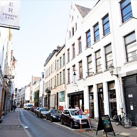 The Old Town Lodge In The Heart Of Antverpy Exteriér fotografie